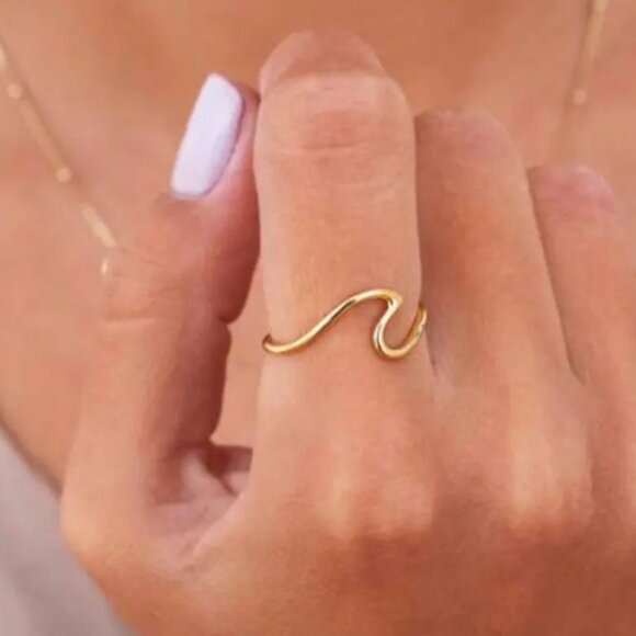 Gold Ring WATERPROOF Dainty Ocean Wave Gold Ring Surfer Girl Ring Non-tarnish - Picture 1 of 11
